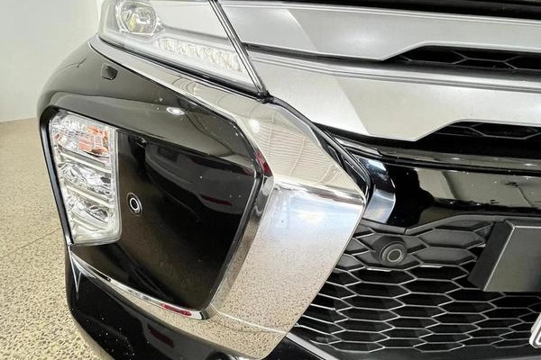imagem-https://www.socarrao.com.br/sc-vehicle-images-prod/902654/1782995545706-7863701_21_B_f2e6aa43f1.jpeg