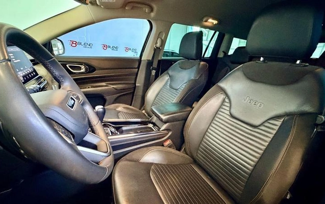 imagem-https://www.socarrao.com.br/sc-vehicle-images-prod/902665/1785847973074-7867465_9_B_bbdecca914.jpeg