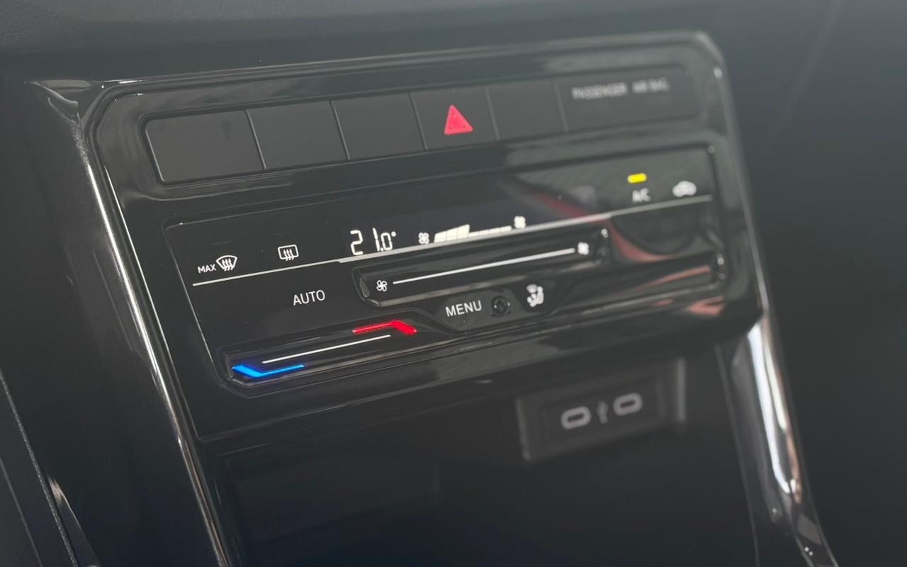 imagem-https://www.socarrao.com.br/sc-vehicle-images-prod/902701/1772737045354-YzcyNjk5ZjgtYjc0ZS00YjcwLWE1MjItMmM3ZTAzMWIzZTI5LmpwZw.jpg