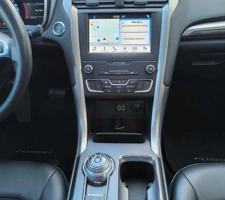 imagem-https://www.socarrao.com.br/sc-vehicle-images-prod/902992/1789153764201-7343186_11_B_42b3e9c880.jpeg