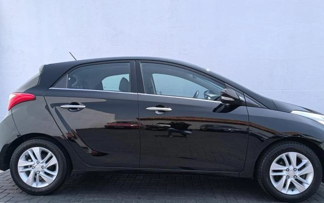 imagem-https://www.socarrao.com.br/sc-vehicle-images-prod/903043/1785163267930-7727257_8_B_0c779d850d.jpeg