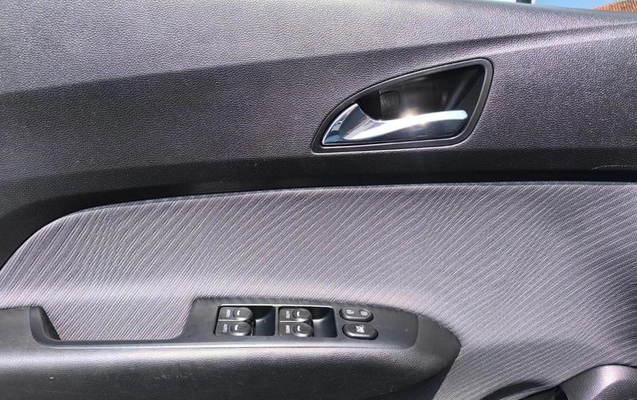 imagem-https://www.socarrao.com.br/sc-vehicle-images-prod/903043/1785163267934-7727257_15_B_1d87b22f4e.jpeg