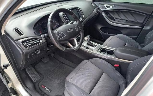 imagem-https://www.socarrao.com.br/sc-vehicle-images-prod/903048/1786629727760-7746647_15_B_5395210592.jpeg