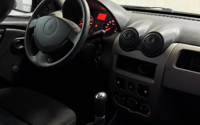 imagem-https://www.socarrao.com.br/sc-vehicle-images-prod/903200/1772743551346-7868394_6_B_0d0d2ad1d4.jpeg