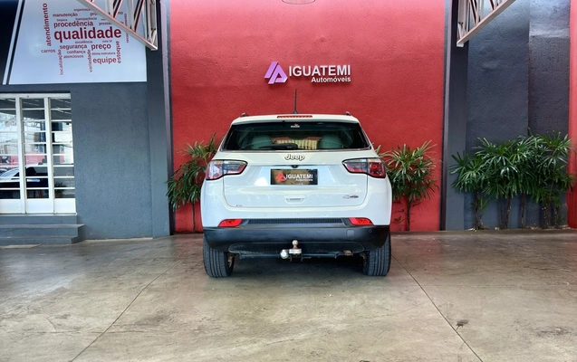 imagem-https://www.socarrao.com.br/sc-vehicle-images-prod/903317/1772746431020-1_053148.jpg