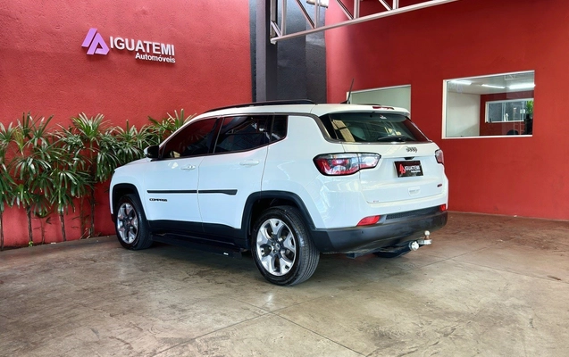 imagem-https://www.socarrao.com.br/sc-vehicle-images-prod/903317/1772746431020-2_053148.jpg