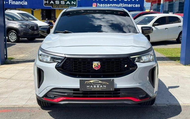 imagem-https://www.socarrao.com.br/sc-vehicle-images-prod/903368/1789388503045-7859053_0_B_537b849c36.jpeg