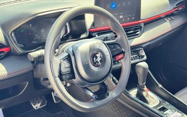 imagem-https://www.socarrao.com.br/sc-vehicle-images-prod/903368/1789388503059-7859053_0_B_f013bebb92.jpeg