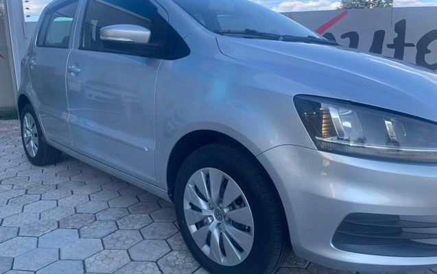 imagem-https://www.socarrao.com.br/sc-vehicle-images-prod/904331/1772800575557-RDdCQTFCRTItN0YwNy00OTM0LUEzRkYtODdFMkFBRTM0REZCLmpwZWc.jpeg