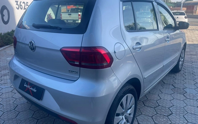 imagem-https://www.socarrao.com.br/sc-vehicle-images-prod/904331/1772800576037-MDk0MzQ1QTctRjI3MS00OTJGLUFCMDYtMzA1NkEzQUE0NDQxLmpwZWc.jpeg