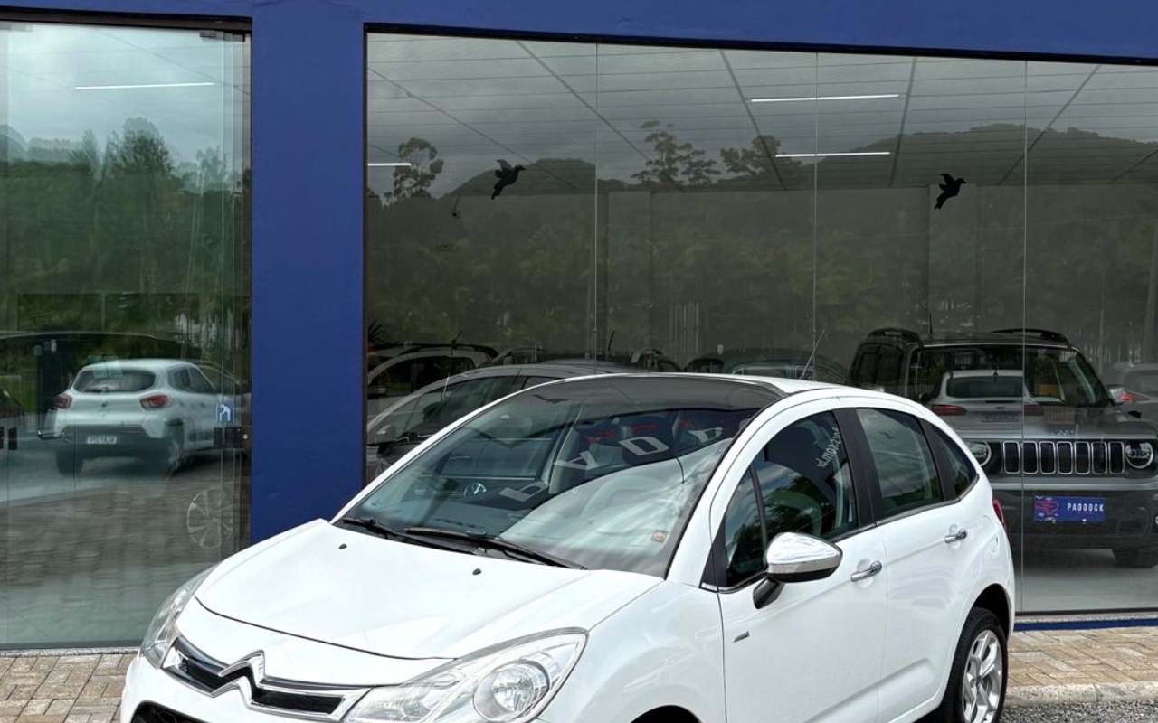 Citroën C3 2016 Branco — foto 1 de 3