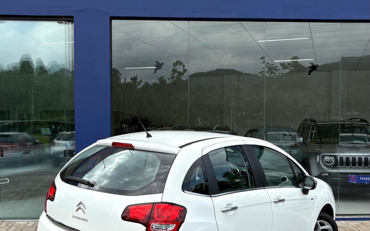 imagem-https://www.socarrao.com.br/sc-vehicle-images-prod/904464/1772801603811-V2hhdHNBcHAgSW1hZ2UgMjAyNi0wMy0wNCBhdCAxNS4xNy40OCAoMykuanBlZw.jpeg