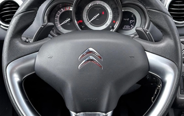 imagem-https://www.socarrao.com.br/sc-vehicle-images-prod/904464/1772801604431-V2hhdHNBcHAgSW1hZ2UgMjAyNi0wMy0wNCBhdCAxNS4xNy40NyAoMikuanBlZw.jpeg