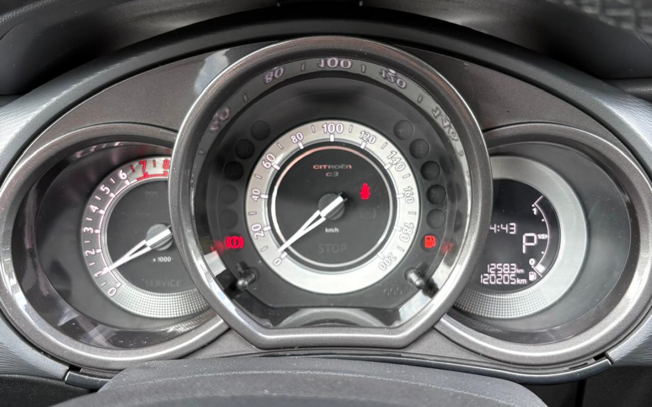 imagem-https://www.socarrao.com.br/sc-vehicle-images-prod/904464/1772801604756-V2hhdHNBcHAgSW1hZ2UgMjAyNi0wMy0wNCBhdCAxNS4xNy40NyAoMSkuanBlZw.jpeg
