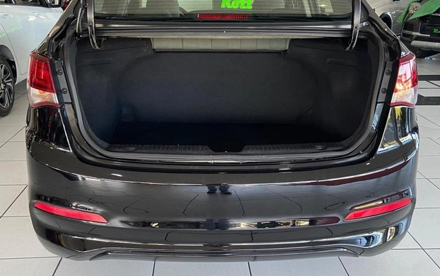 imagem-https://www.socarrao.com.br/sc-vehicle-images-prod/904520/1788701529645-7867945_12_B_62781f80a0.jpeg