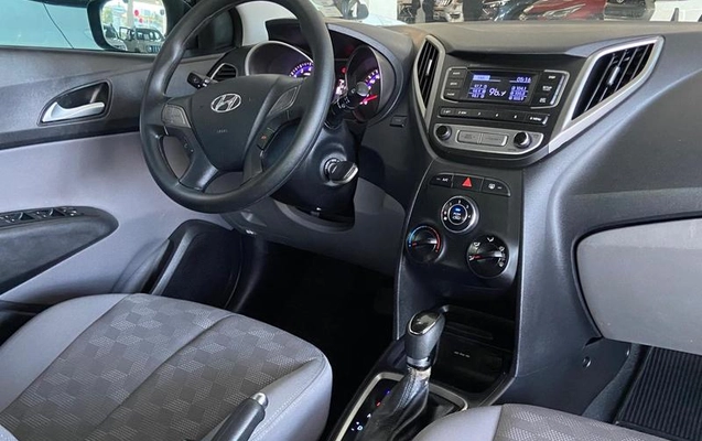 imagem-https://www.socarrao.com.br/sc-vehicle-images-prod/904520/1788701529647-7867945_9_B_198bc73cc7.jpeg