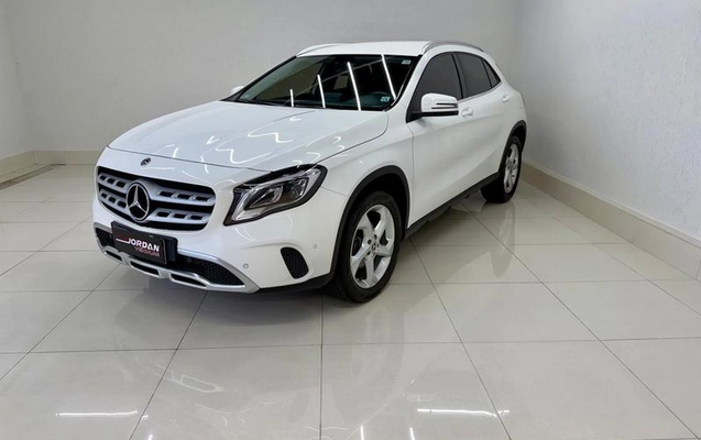 imagem-https://www.socarrao.com.br/sc-vehicle-images-prod/904671/1792529945096-7869656_0_B_e569d01014.jpeg