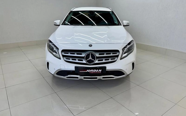 imagem-https://www.socarrao.com.br/sc-vehicle-images-prod/904671/1792529945102-7869656_3_B_45f0c21c7e.jpeg