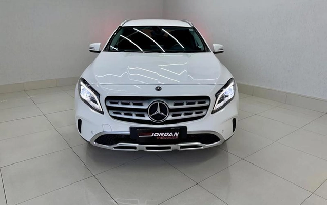 imagem-https://www.socarrao.com.br/sc-vehicle-images-prod/904671/1792529945104-7869656_5_B_30053ca571.jpeg