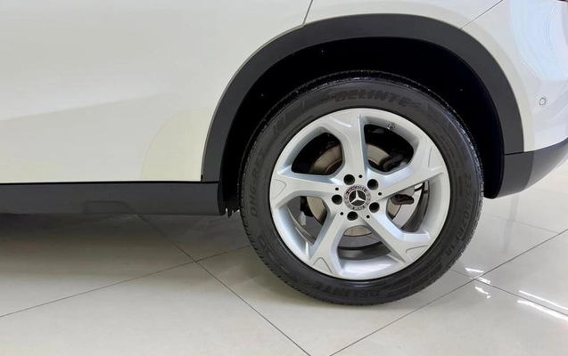 imagem-https://www.socarrao.com.br/sc-vehicle-images-prod/904671/1792529945113-7869656_11_B_2eb1f0db86.jpeg