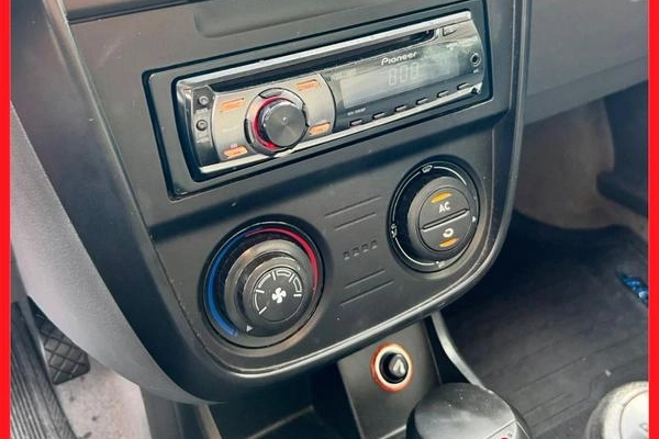 imagem-https://www.socarrao.com.br/sc-vehicle-images-prod/904672/1781092483478-7845044_8_B_c000b1f40c.jpg