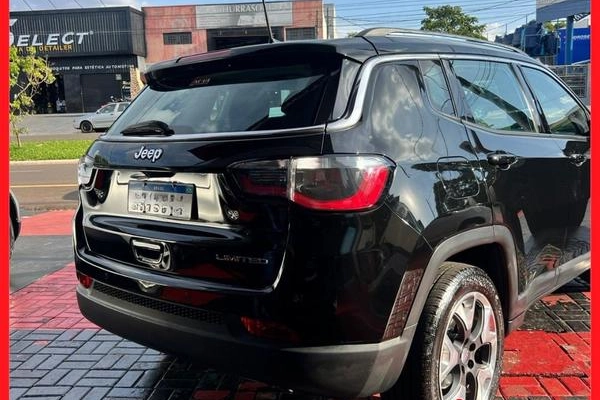 imagem-https://www.socarrao.com.br/sc-vehicle-images-prod/904694/1781092486422-7814541_3_B_6f7bd480db.jpg