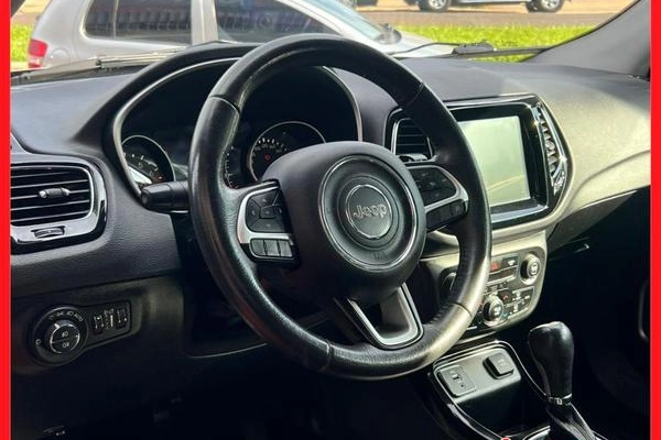 imagem-https://www.socarrao.com.br/sc-vehicle-images-prod/904694/1781092486430-7814541_8_B_1179342acc.jpg