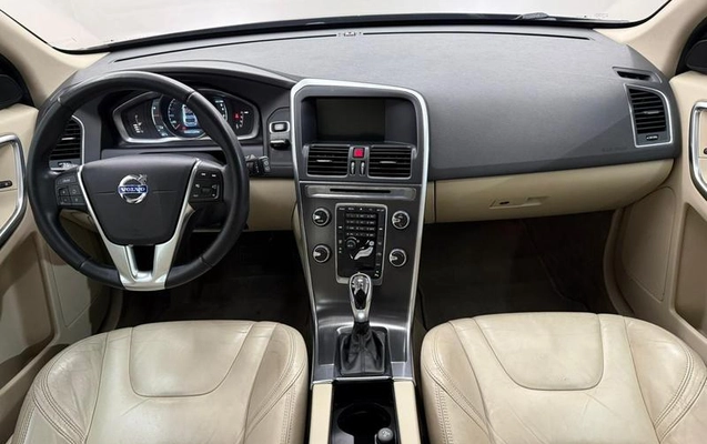 imagem-https://www.socarrao.com.br/sc-vehicle-images-prod/904998/1788270484100-7848451_3_B_798a79a193.jpeg