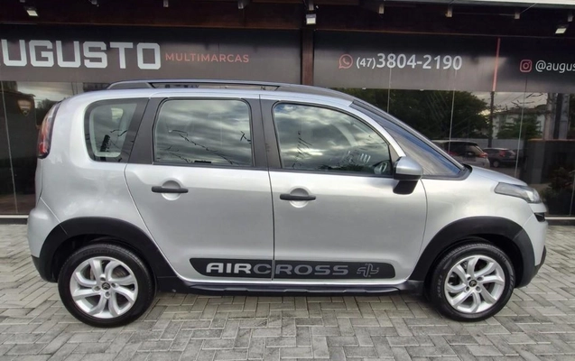 imagem-https://www.socarrao.com.br/sc-vehicle-images-prod/905123/1789225333570-5c0814cc722c48e090580657800b27d1_1772819634296.jpeg