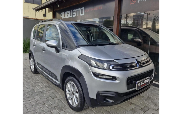 imagem-https://www.socarrao.com.br/sc-vehicle-images-prod/905123/1789225333571-fbf68dd5ca5b46aba4b51012877d3c3a_1772819634689.jpeg