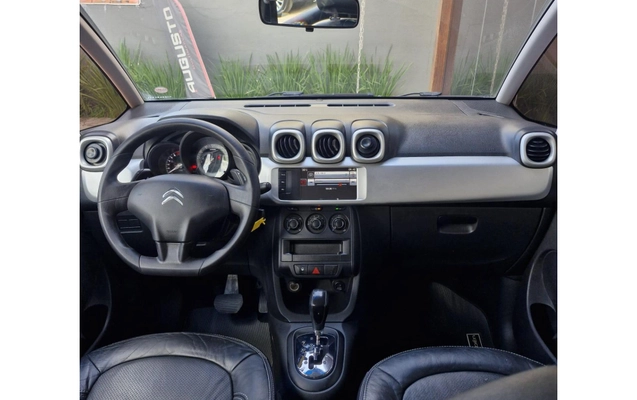 imagem-https://www.socarrao.com.br/sc-vehicle-images-prod/905123/1789225333576-1193e408b58348118f542582508e66dc_1772819639659.jpeg