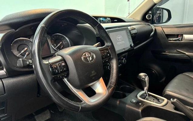 imagem-https://www.socarrao.com.br/sc-vehicle-images-prod/905230/1789494085375-7870386_5_B_87cfe204a3.jpeg