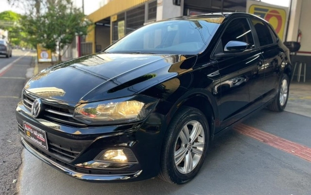 imagem-https://www.socarrao.com.br/sc-vehicle-images-prod/905310/1774210124617-640_480_volkswagen-polo-200-tsi-comfortline-aut-flex-19-20-21da06-12.jpg
