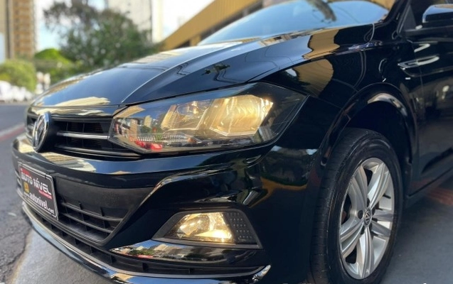 imagem-https://www.socarrao.com.br/sc-vehicle-images-prod/905310/1774210124622-640_480_volkswagen-polo-200-tsi-comfortline-aut-flex-19-20-21da06-25.jpg