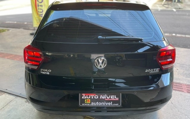 imagem-https://www.socarrao.com.br/sc-vehicle-images-prod/905310/1774210124623-640_480_volkswagen-polo-200-tsi-comfortline-aut-flex-19-20-21da06-28.jpg