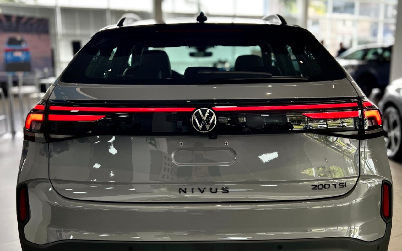 imagem-https://www.socarrao.com.br/sc-vehicle-images-prod/905345/1772819897429-V2hhdHNBcHAgSW1hZ2UgMjAyNi0wMS0yMiBhdCAwMC4xMC4wMSAoMSkuanBlZw.jpeg