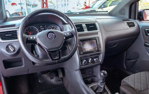imagem-https://www.socarrao.com.br/sc-vehicle-images-prod/905595/1772823564118-lDhXvV16BQG8H6i19dJYpSXHvHXQKcjQ.jpg