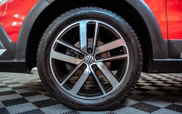 imagem-https://www.socarrao.com.br/sc-vehicle-images-prod/905595/1772823564120-1s0dH0rqv46wKYdnStAFB7BGcnn0fUMT.jpg
