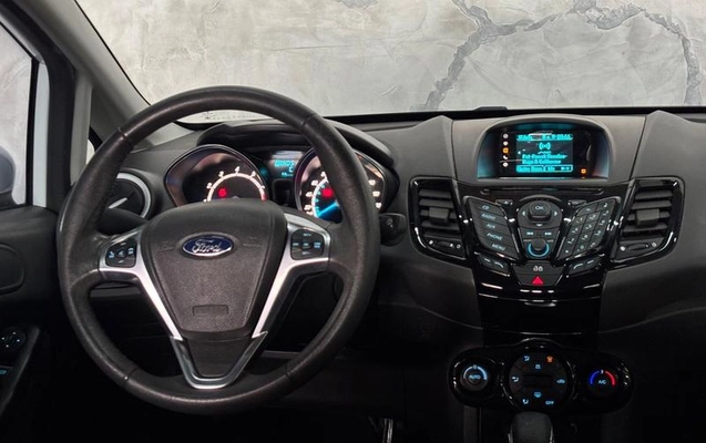imagem-https://www.socarrao.com.br/sc-vehicle-images-prod/905629/1787344988622-6899809_9_B_051f0a5439.jpeg