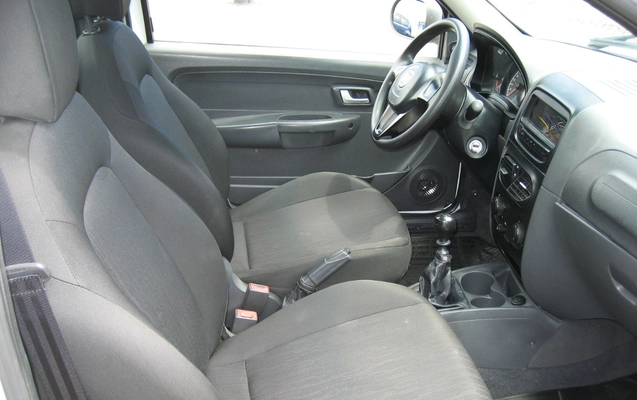 imagem-https://www.socarrao.com.br/sc-vehicle-images-prod/905649/1772825087123-SU1HXzE3NTkuSlBH.JPG