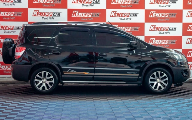 imagem-https://www.socarrao.com.br/sc-vehicle-images-prod/905775/1772827465969-BikbhzSptKC82CXxVXsi1uc5TcreCPuJ.jpg