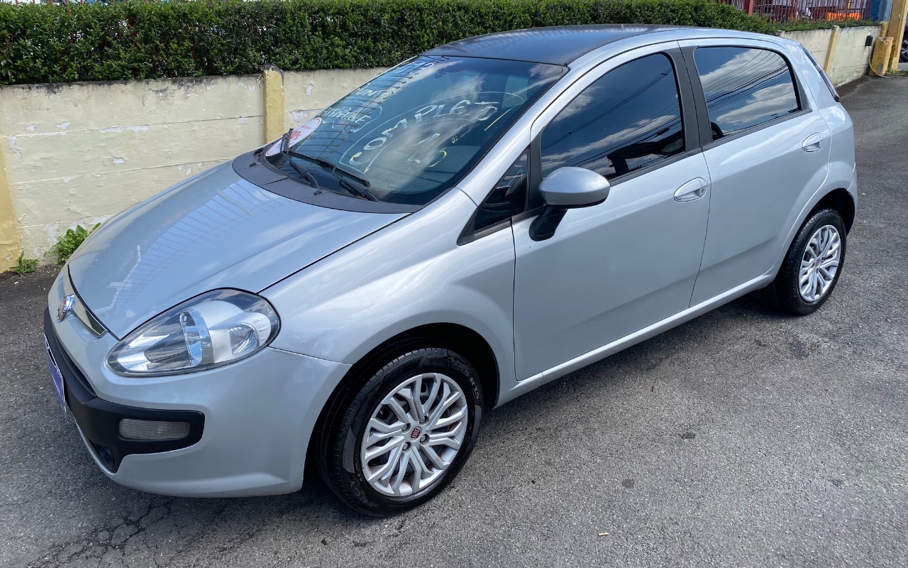 Fiat Punto 2013 Prata — foto 1 de 3