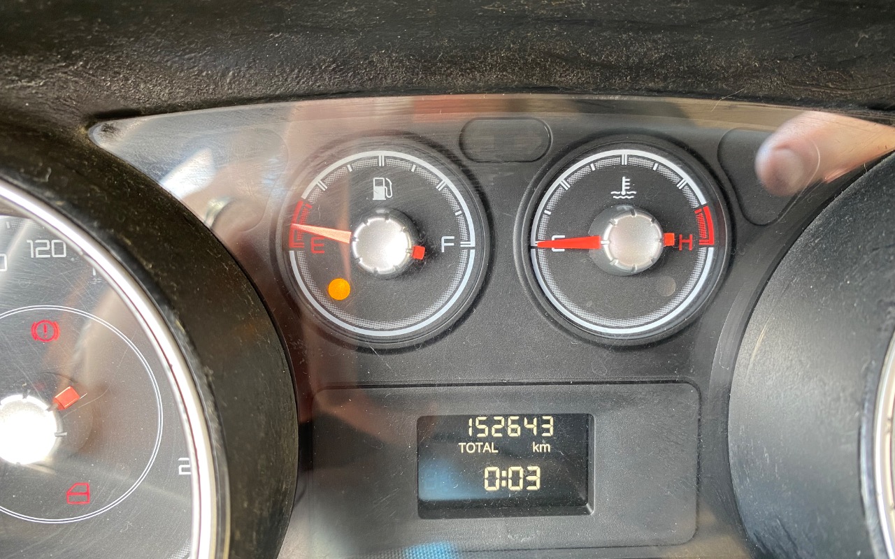 imagem-https://www.socarrao.com.br/sc-vehicle-images-prod/906075/1789584769404-SU1HXzEyODMuanBlZw.jpeg