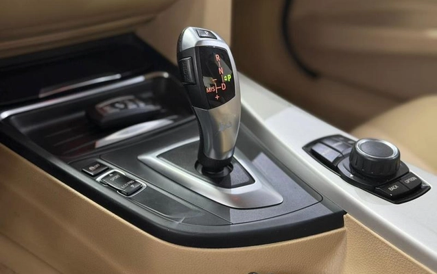imagem-https://www.socarrao.com.br/sc-vehicle-images-prod/906097/1774013031690-7872475_8_B_71ffb15cf9.jpeg