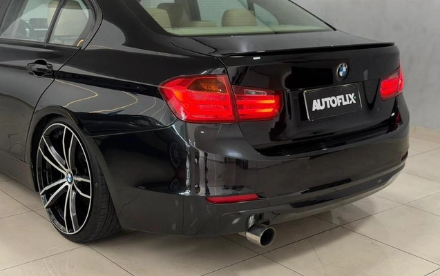imagem-https://www.socarrao.com.br/sc-vehicle-images-prod/906097/1774013031693-7872475_12_B_6b448ae31c.jpeg