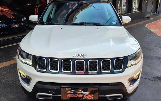 imagem-https://www.socarrao.com.br/sc-vehicle-images-prod/906924/1779452444712-7872719_9_B_64f78a82d7.jpeg