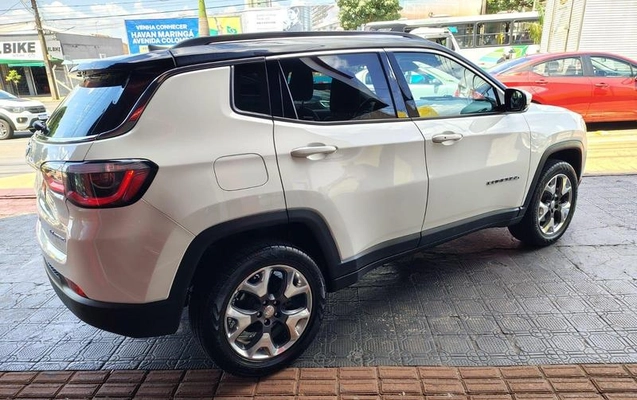 imagem-https://www.socarrao.com.br/sc-vehicle-images-prod/906924/1779452444716-7872719_8_B_7fa10f5e5f.jpeg