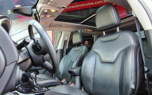 imagem-https://www.socarrao.com.br/sc-vehicle-images-prod/906924/1779452444725-7872719_1_B_f4105105f4.jpeg