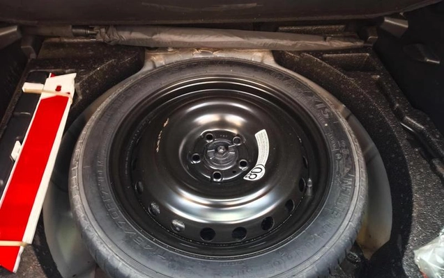 imagem-https://www.socarrao.com.br/sc-vehicle-images-prod/906925/1787167518683-7872728_17_B_05e6c702e1.jpeg