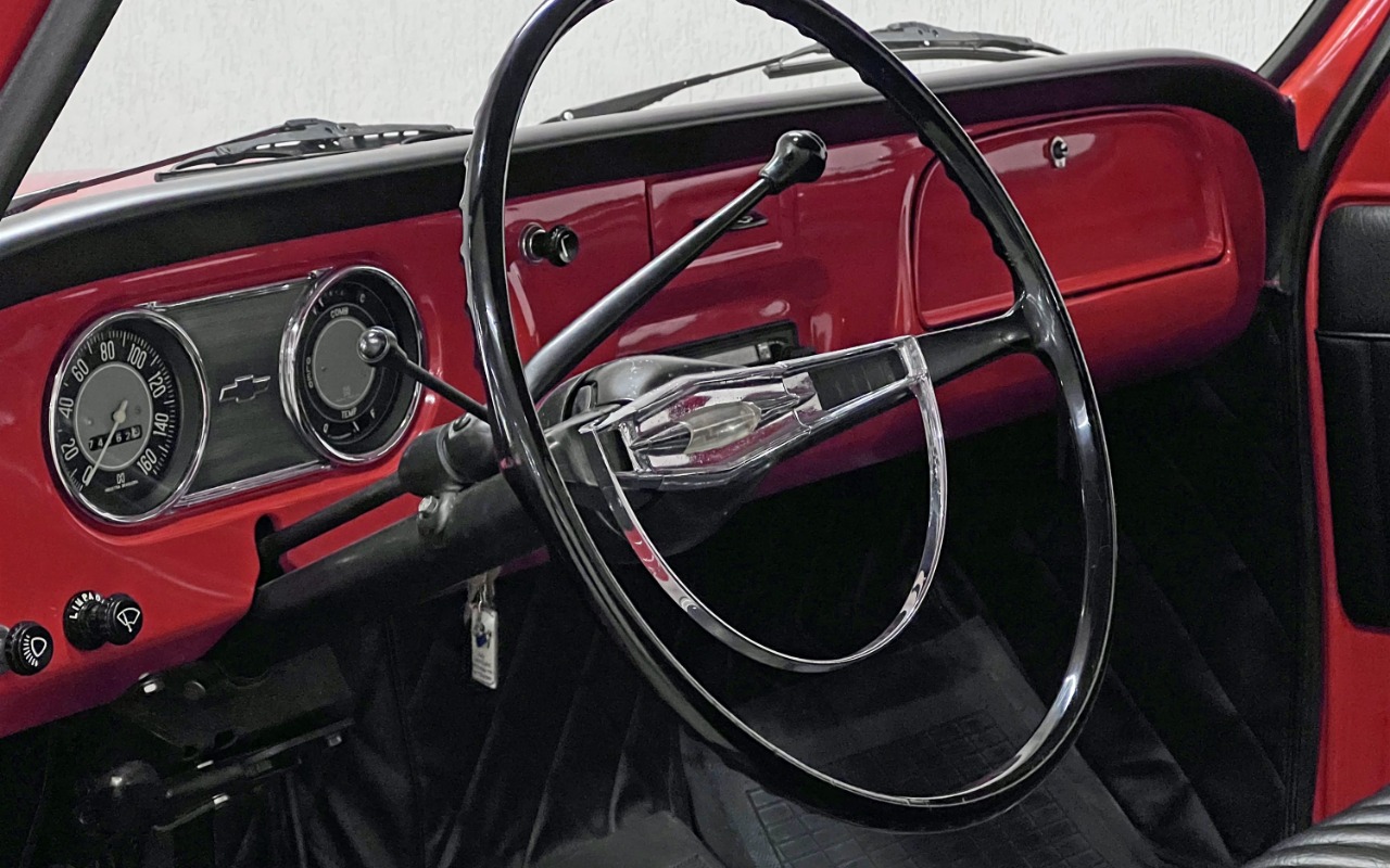 imagem-https://www.socarrao.com.br/sc-vehicle-images-prod/907332/1772887845303-aW1hZ2UwMDAwNy5qcGc.jpg